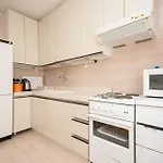 Apartman Maja *
